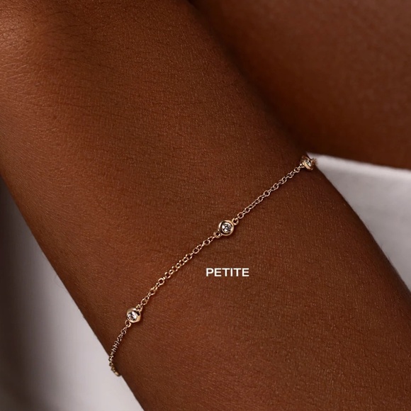 Diamond Bezel Station Bracelet - Picture 2 of 3